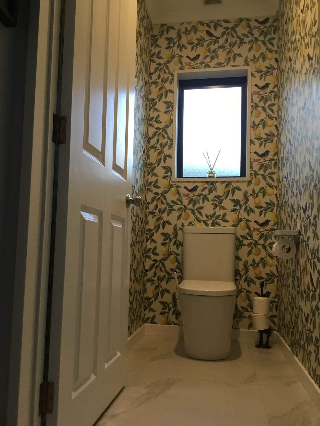 Customer photo review of Ponderosa Bird and Lemon Wallpaper - Cream/Orange