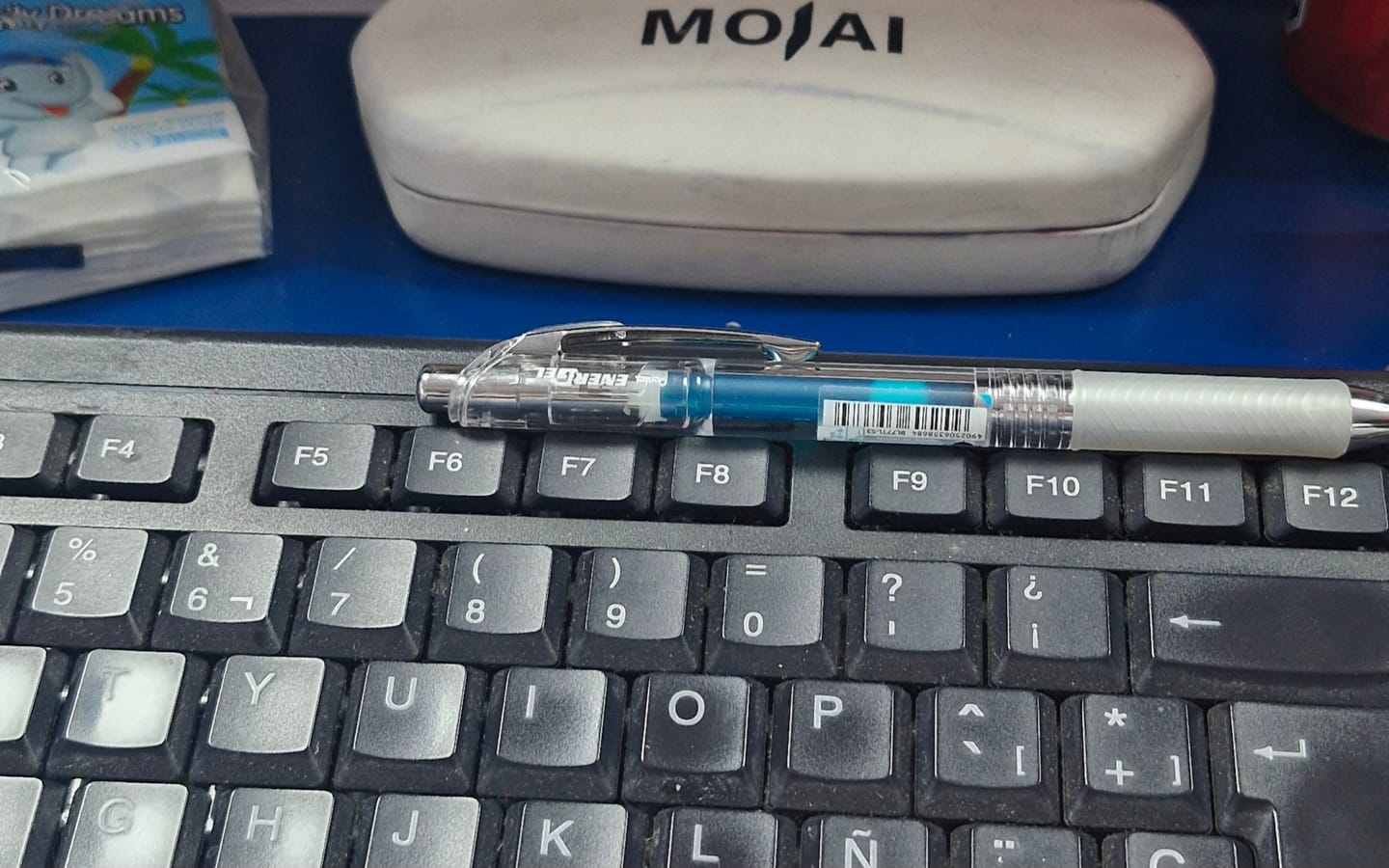 Customer photo review of Pentel - Lápiz Gel Energel Infree 0,7 mm