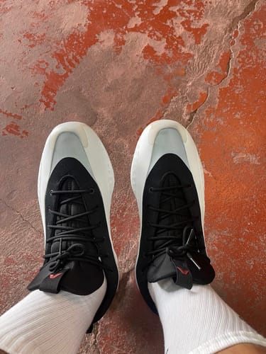 Customer photo review of adidas Men's Anthony Edwards 1 Low Trainers Basketball Shoes