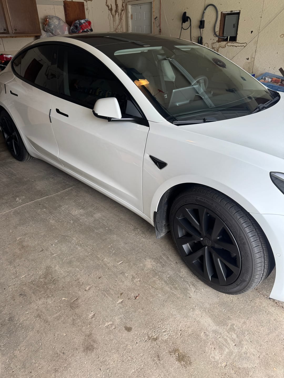 Customer photo review of TESPLUS 18'' Arachnid Style Wheel Cover for Model 3