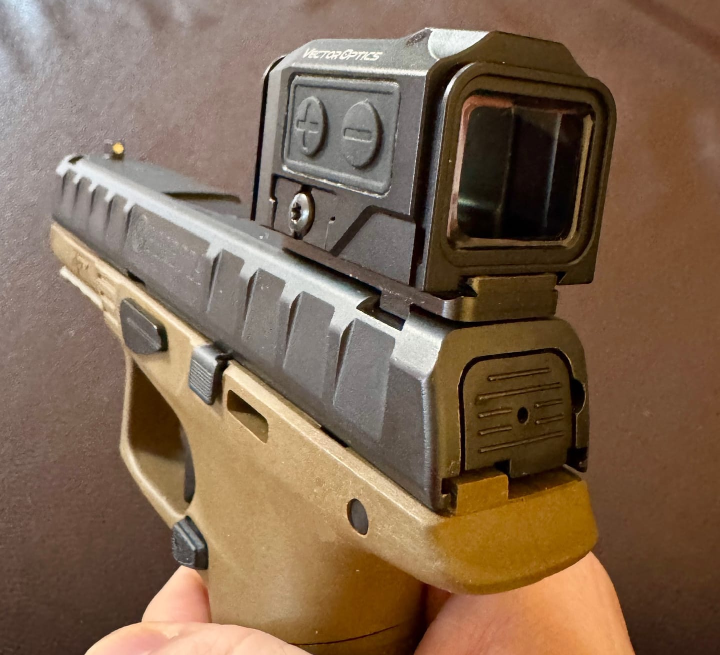 Customer photo review of Vector Optics SCRD-75 1x18x22 Enclosed
