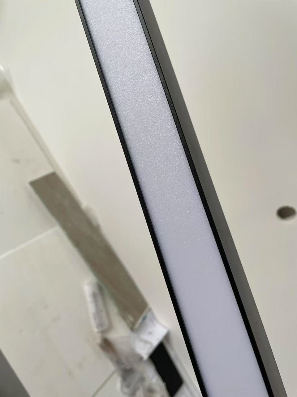Customer photo review of WOMO Dimmable Long Linear Ceiling Light-WM1003