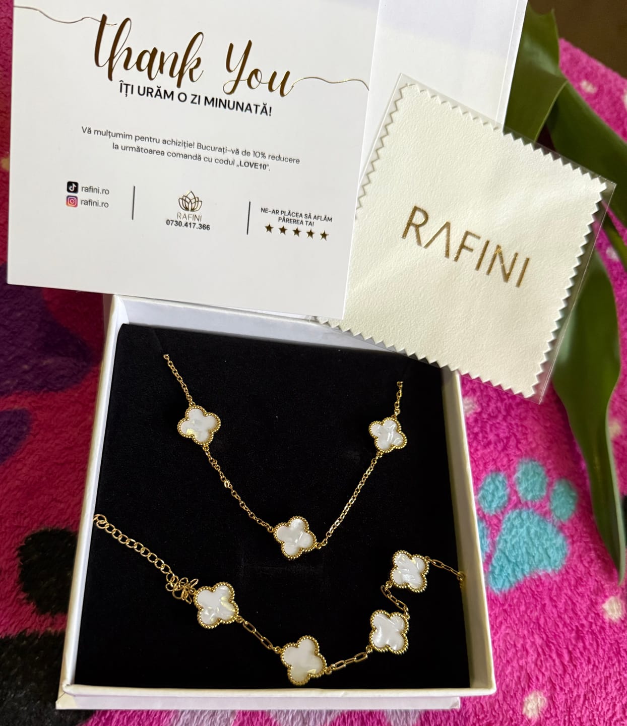 Customer photo review of Set Bratara + Colier Auriu Flower