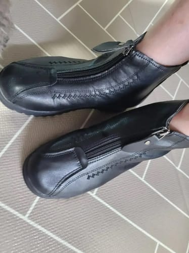 Customer photo review of ABBY™ LEATHER NON-SLIP ANKLE SNOW BOOTS