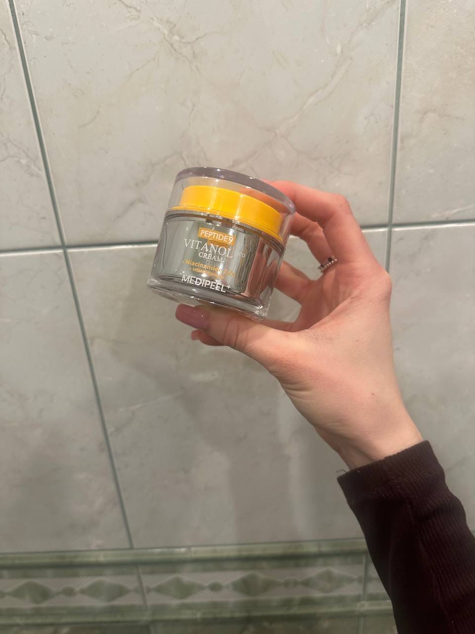 Customer photo review of Liftinga krēms ar peptīdiem un 12% niacinamīdu MEDI-PEEL Peptide 9 Vitanol PRO Cream