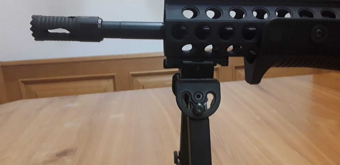 Customer photo review of Vector Optics 21mm MLOK Schiene Länge wählbar