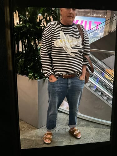 Customer photo review of JEANY Baggy Jeans