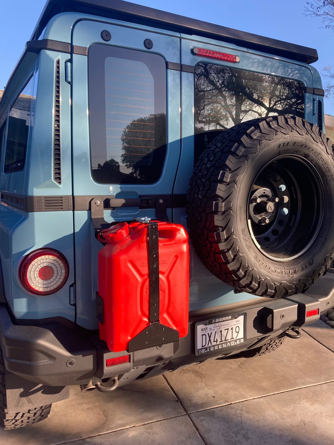 Customer photo review of Ineos Grenadier Rear Door Accessory Mount
