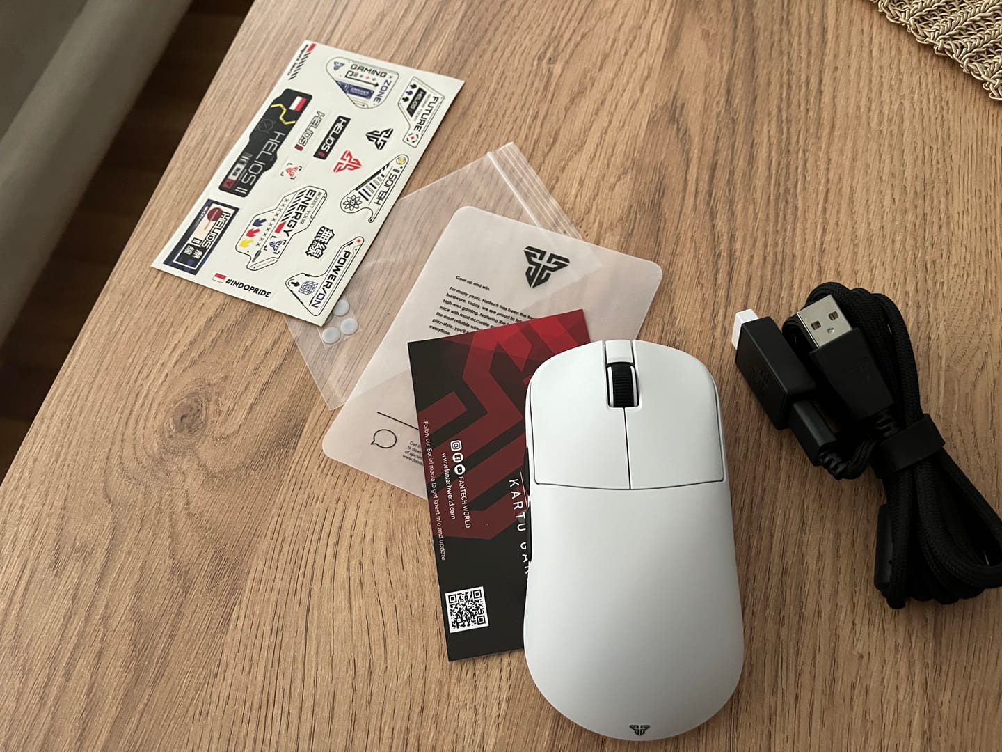 Customer photo review of Fantech Helios II XD3V3 1K Wireless Mouse