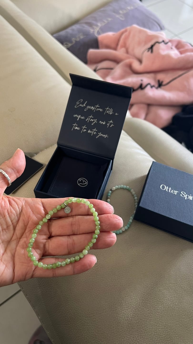 Customer photo review of Peridot Bracelet Mini