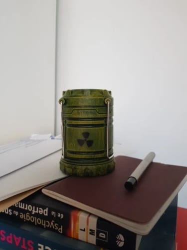 Customer photo review of Nuclear Reactor Lantern Night Light – Industrial Sci-Fi Aesthetic