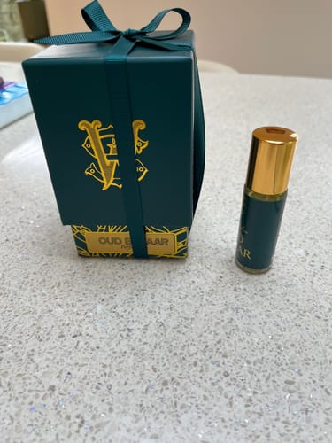 Customer photo review of Oud Bazaar