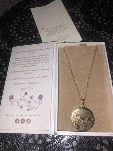 Customer photo review of Aiah Emblem (Disc)