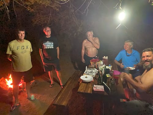 Customer photo review of Lumeo Pro 360° Tripod Lamp