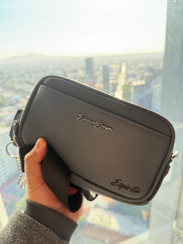 Customer photo review of Crossbody Monclova • Oxford