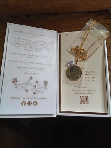 Customer photo review of Aiah Emblem (Disc)