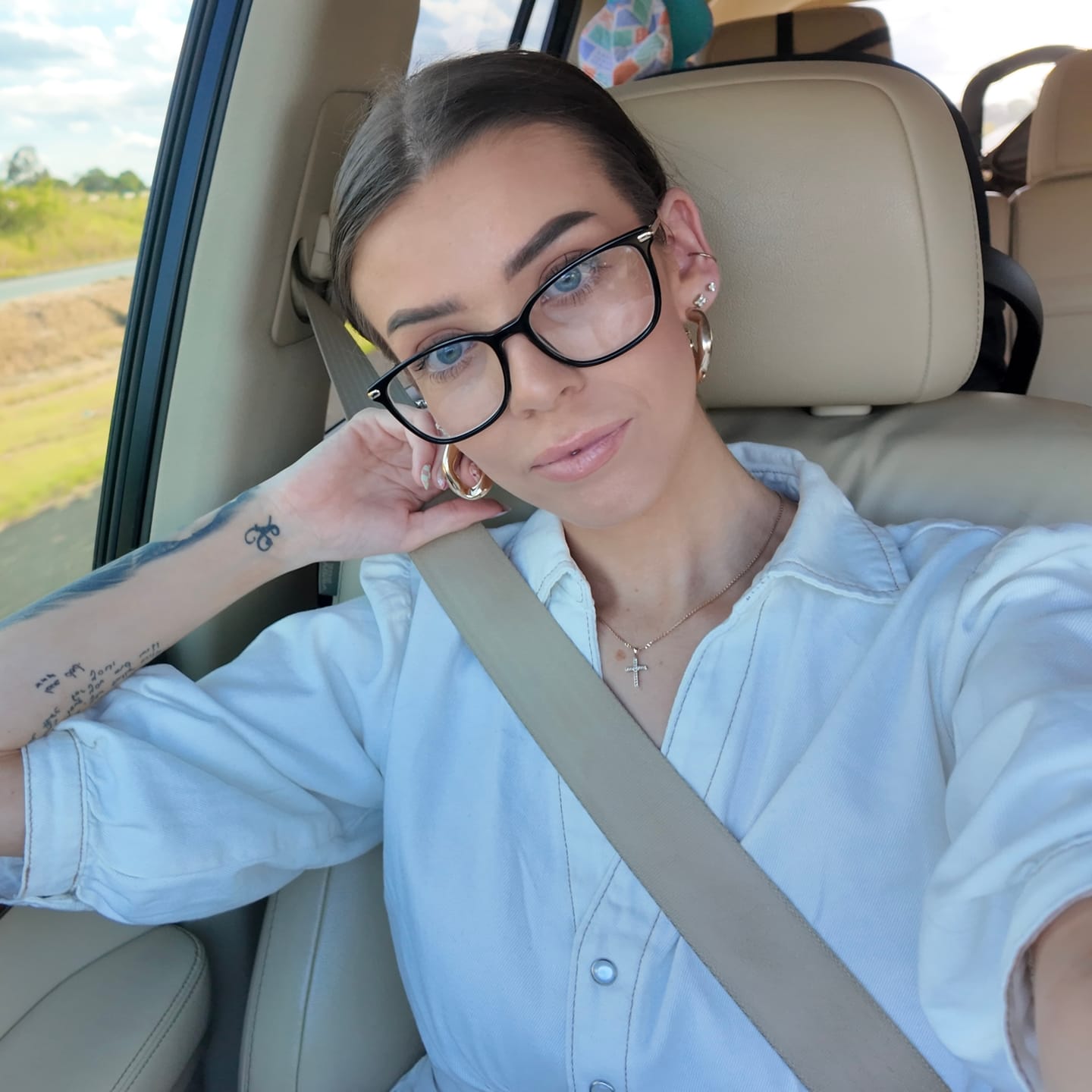 Customer photo review of Nude Glow Lip Gloss