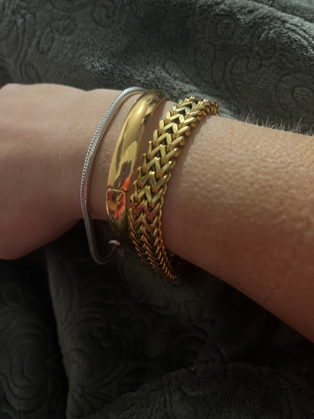 Customer photo review of Pulseira Link Banhado em Ouro 18k