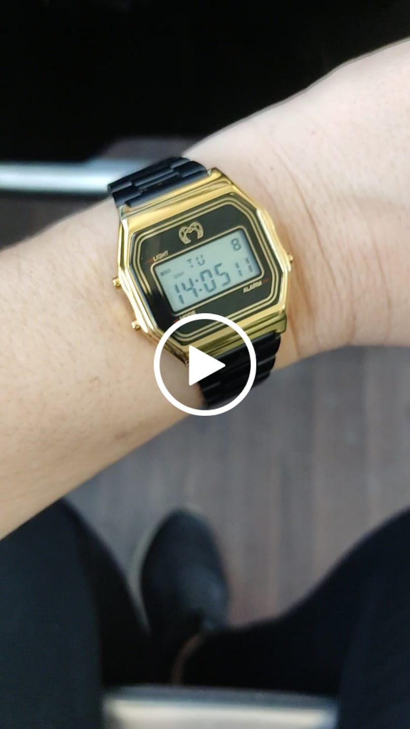 Customer video review of Reloj Digital Vintage ~ BlackGold