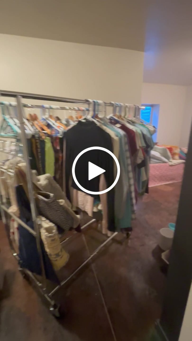 Customer video review of Raybee 75"W x 68"H Double Rolling Clothes Rack with Wheels,630LBS Heavy-Duty Commercial Garment Rack, For Bedroom