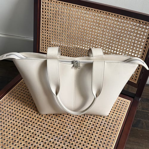 Customer photo review of Bleecker Tote Oat