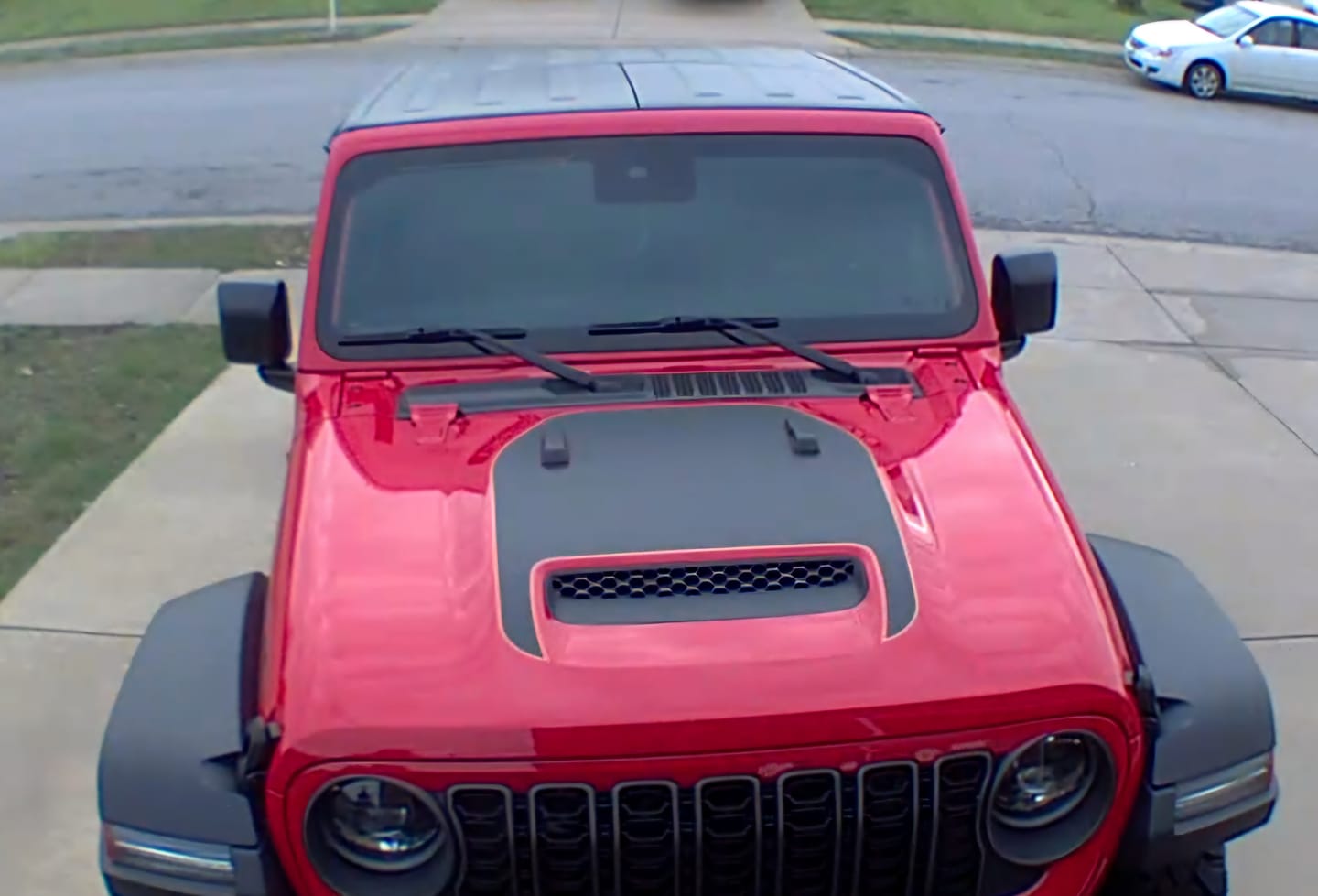 Customer photo review of Hood Graphic for Gladiator MOJAVE