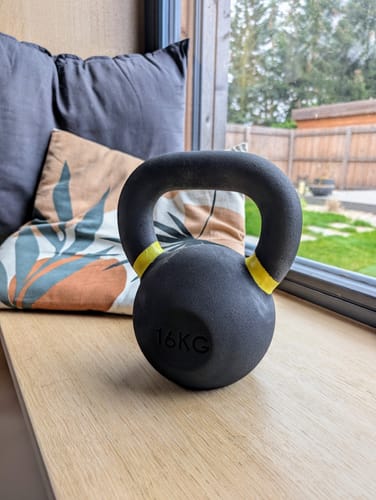 Customer photo review of Strength Shop Cast Iron Kettlebells - Single Mould, Powder Coated, 4-64KG