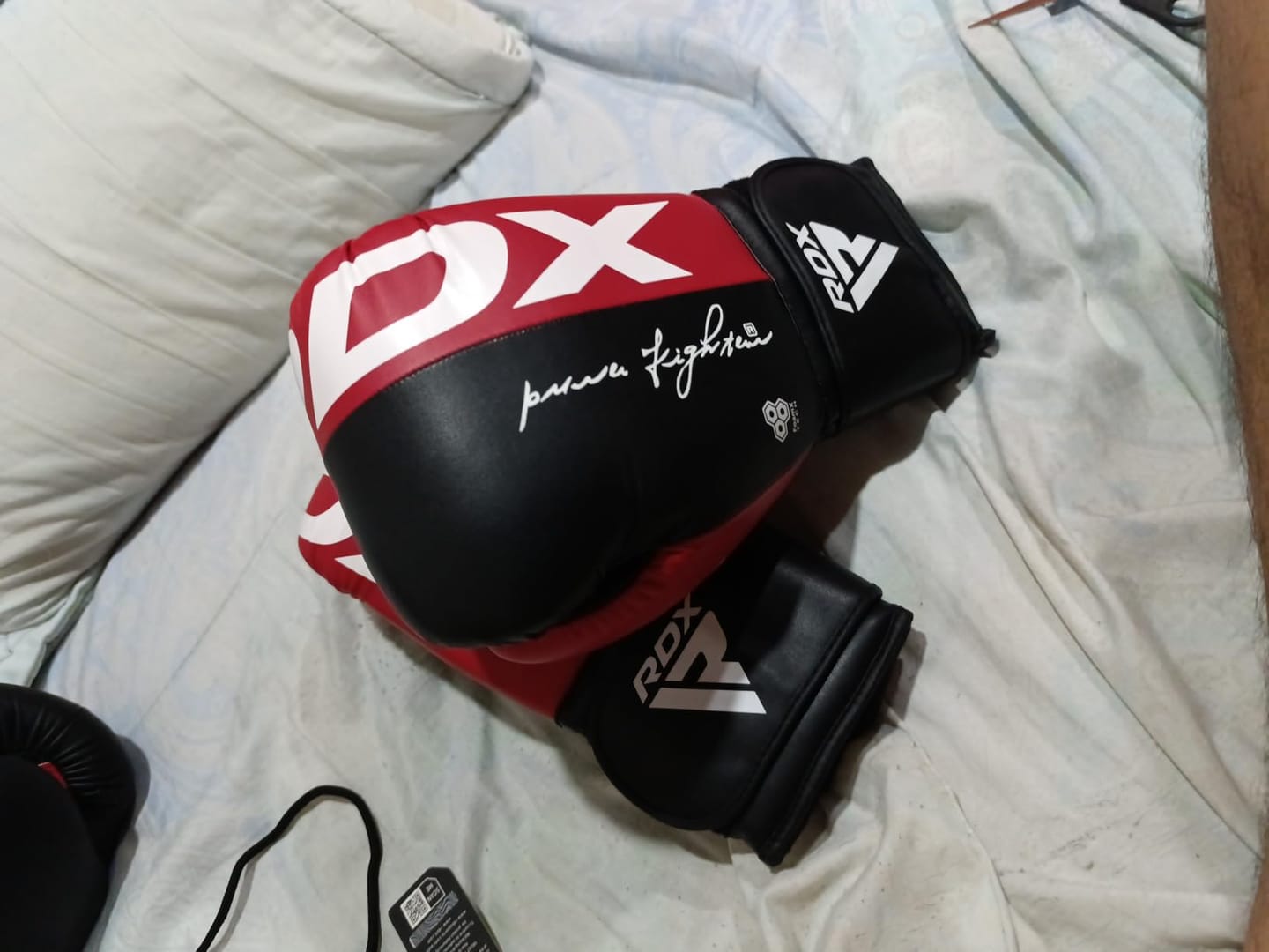 Customer photo review of Guantes de Boxeo F4