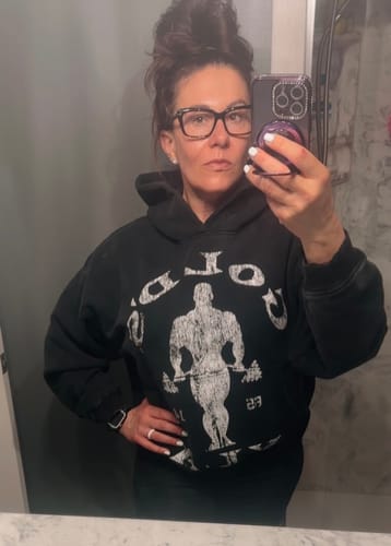 Customer photo review of 5161 - Golds Gym Classic Pullovers