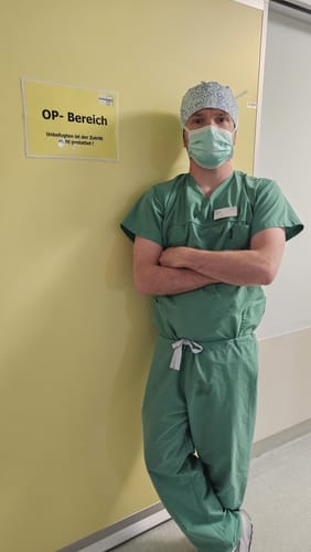 Customer photo review of Komfort OP-Haube Geburtshilfe Blau