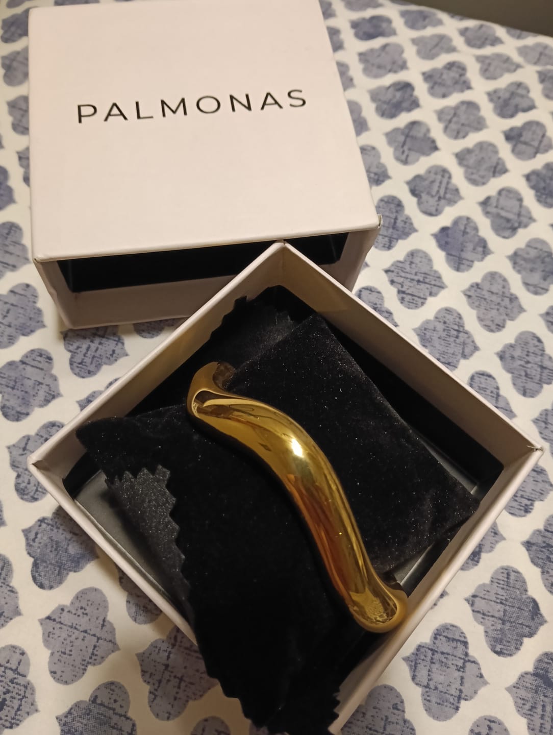 Customer photo review of Curved Chic Gold Bracelet