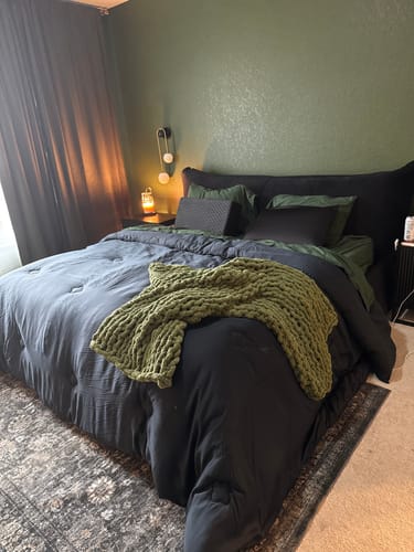 Customer photo review of The FLORÉ Over-Sized Eucalyptus Summer Comforter Set