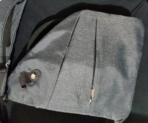 Customer photo review of SafeTravel - תיק צד מהפכני נגד גניבות