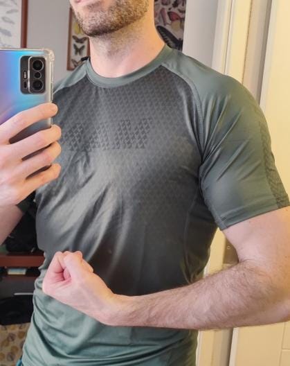 Customer photo review of Gymfit Original Compression T-shirt