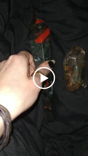 Customer video review of KIKICRYSTAL Imperfection and Raw Claim Sale For 0314