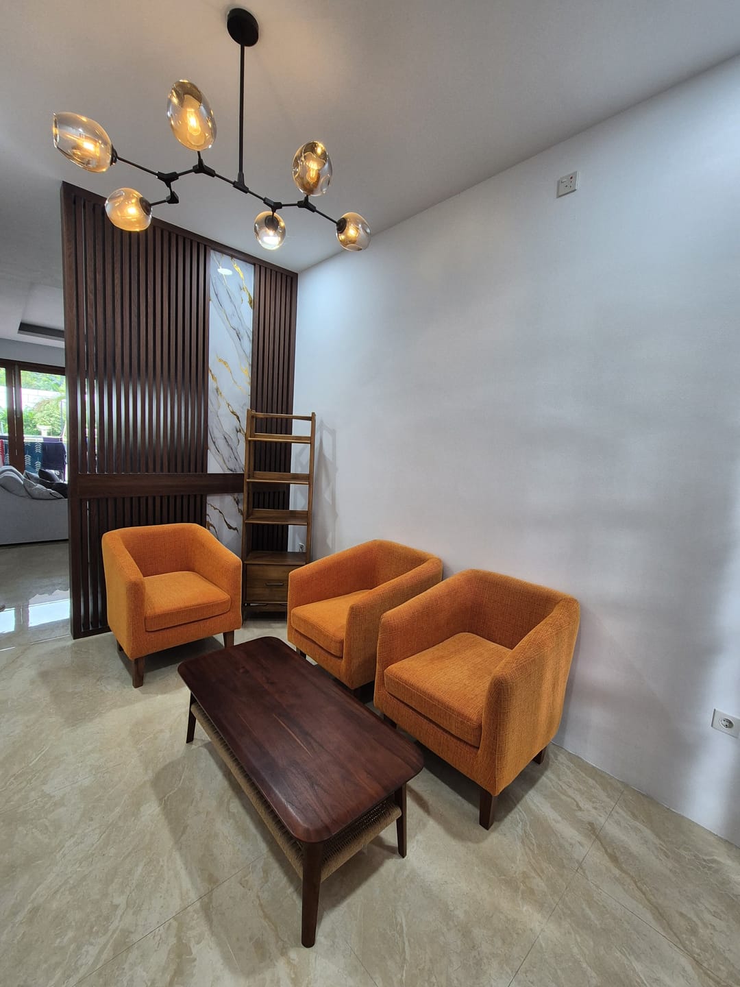 Customer photo review of Exclusive Teak & Loom Coffee Table