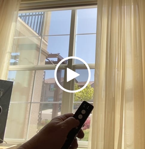 Customer video review of SmartWings Motorized Blackout And Light Filtering Day/Night Cellular Shades Nowa
