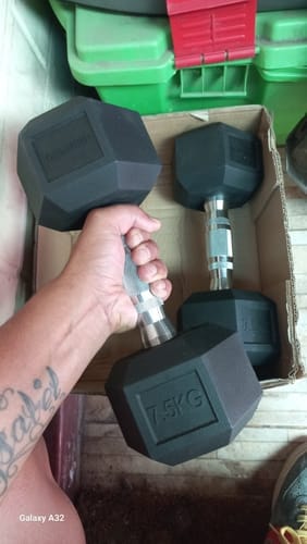Customer photo review of Par de Mancuernas Hexagonales 2.5 a 17.5 KG IRONSIDE