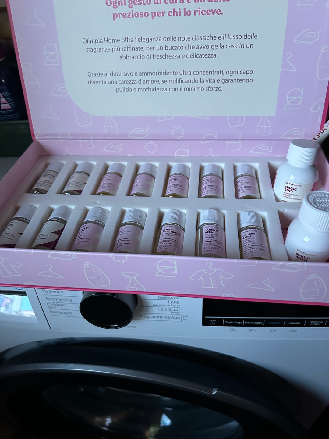 Customer photo review of Discovery Kit Laundry Collection – 14 Fragranze + Magic Wash & Soft