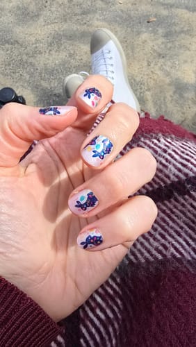 Carolin E. review of Easter Vibes image 1 out of 1