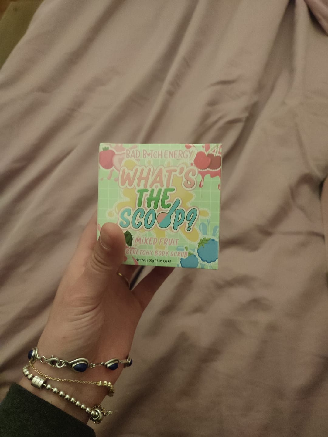 Recenzie foto de client despre P. Louise What's The Scoop Stretchy Body Scrub