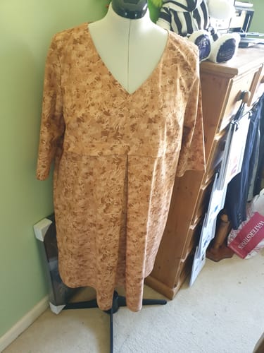 Customer photo review of Wild Waves Cotton Blender Fabric - John Louden