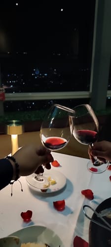 Customer photo review of Cena Romántica