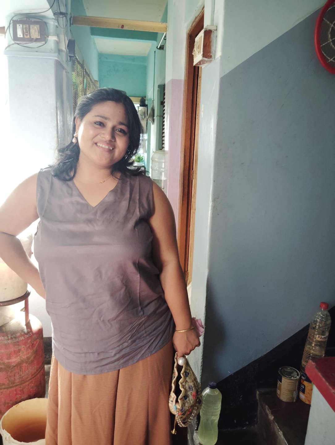 Customer photo review of Grey V-Neck Sleeveless Top