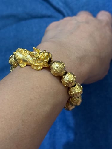 Customer photo review of Dragon's Wealth Gold Pixiu Bracelet