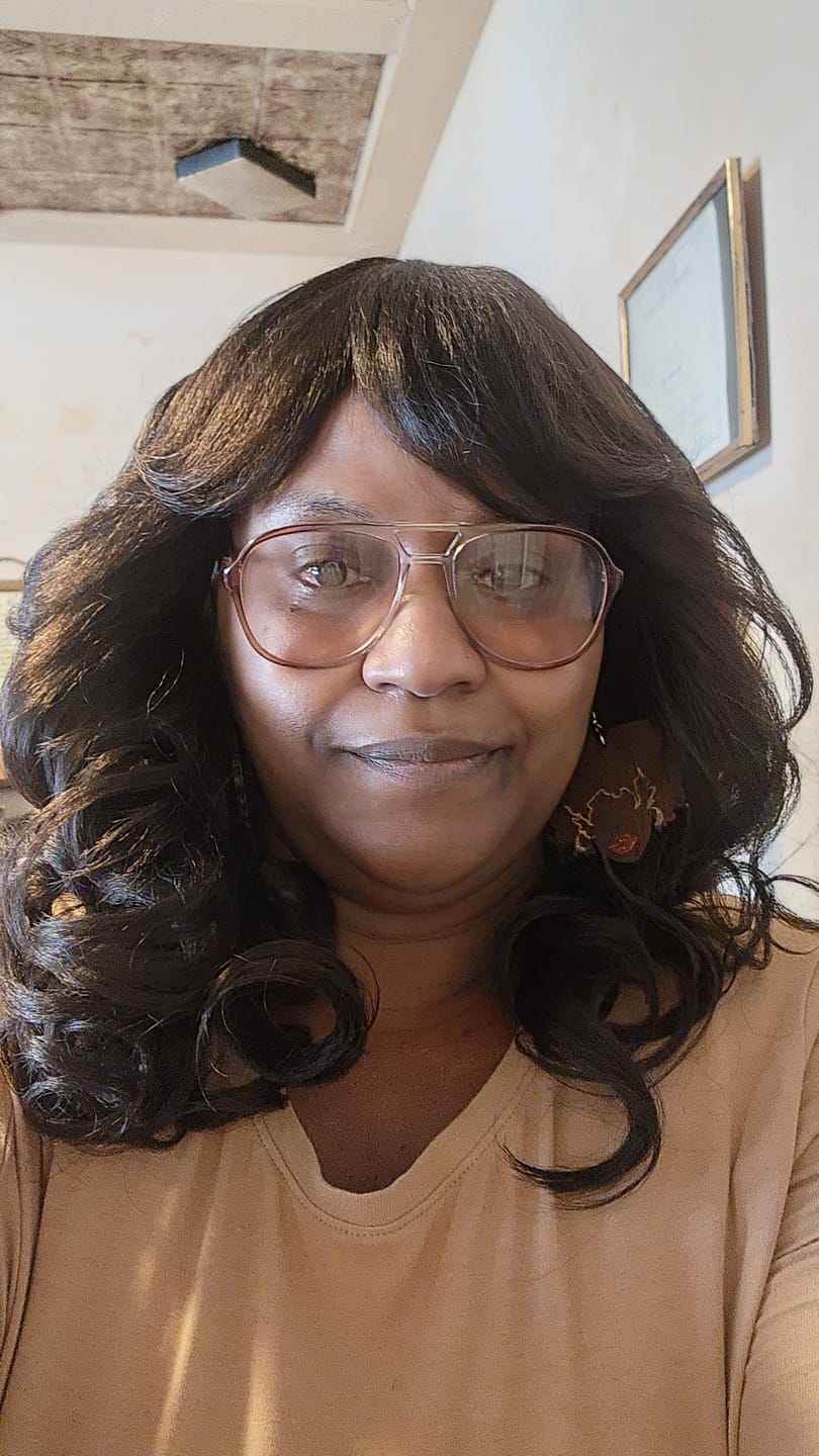 Customer photo review of Sensationnel Dashly Full Wig - UNIT 21