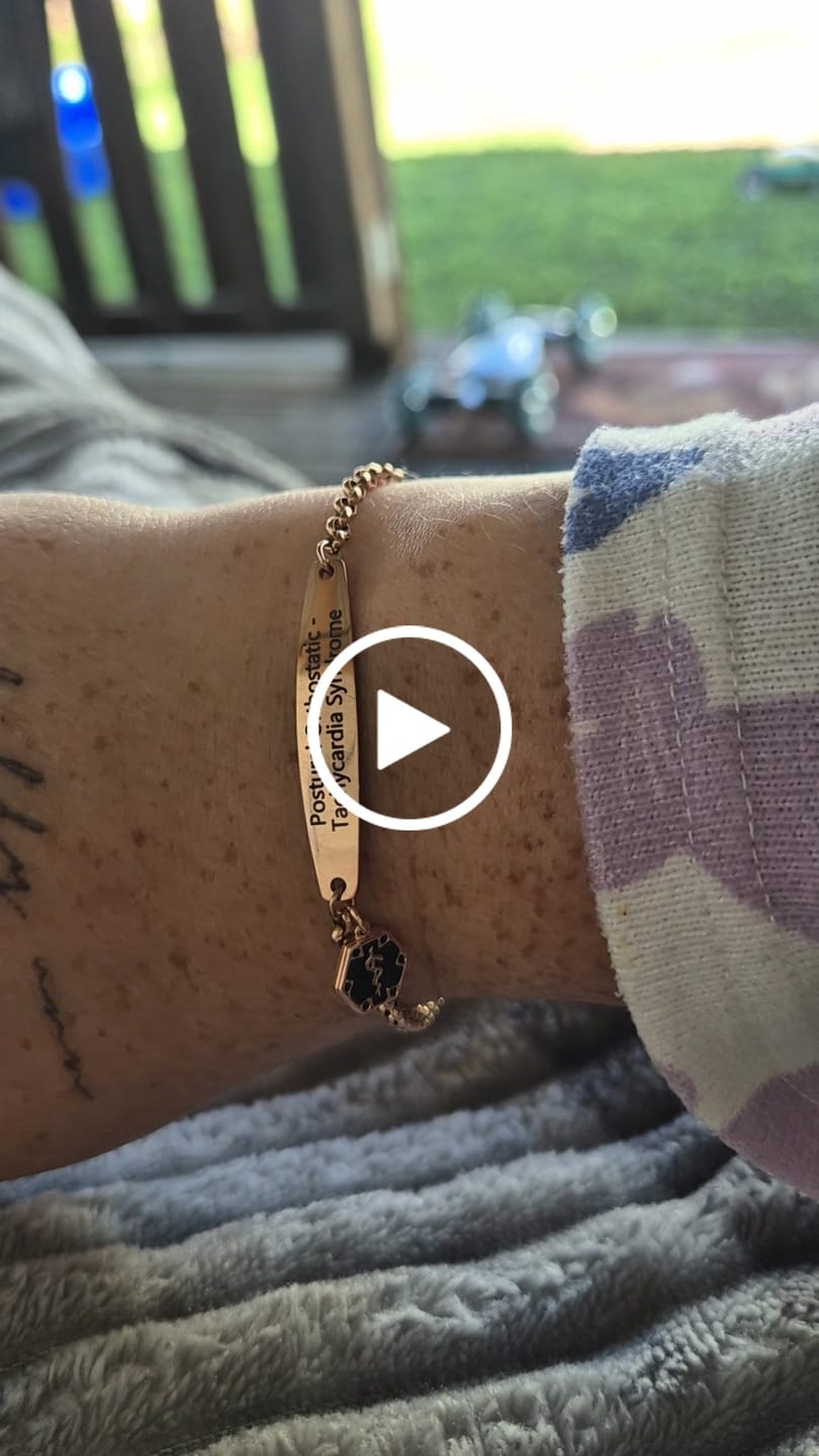 Customer video review of Rose Gold Colour Medical Alert Bracelet with Medical Charm