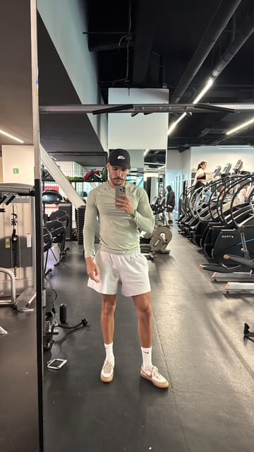 Customer photo review of Essentials Longsleeve Athletic Fitted Tee
