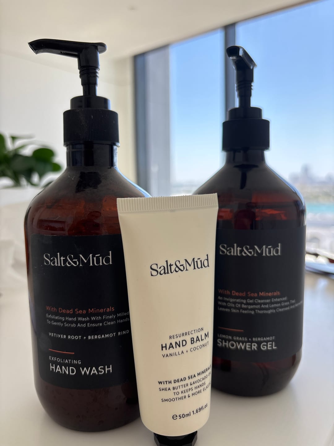 Customer photo review of Refill Exfoliating Hand Wash With Dead Sea Minerals 500ml