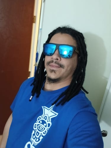 Customer photo review of Mis Raíces Blue